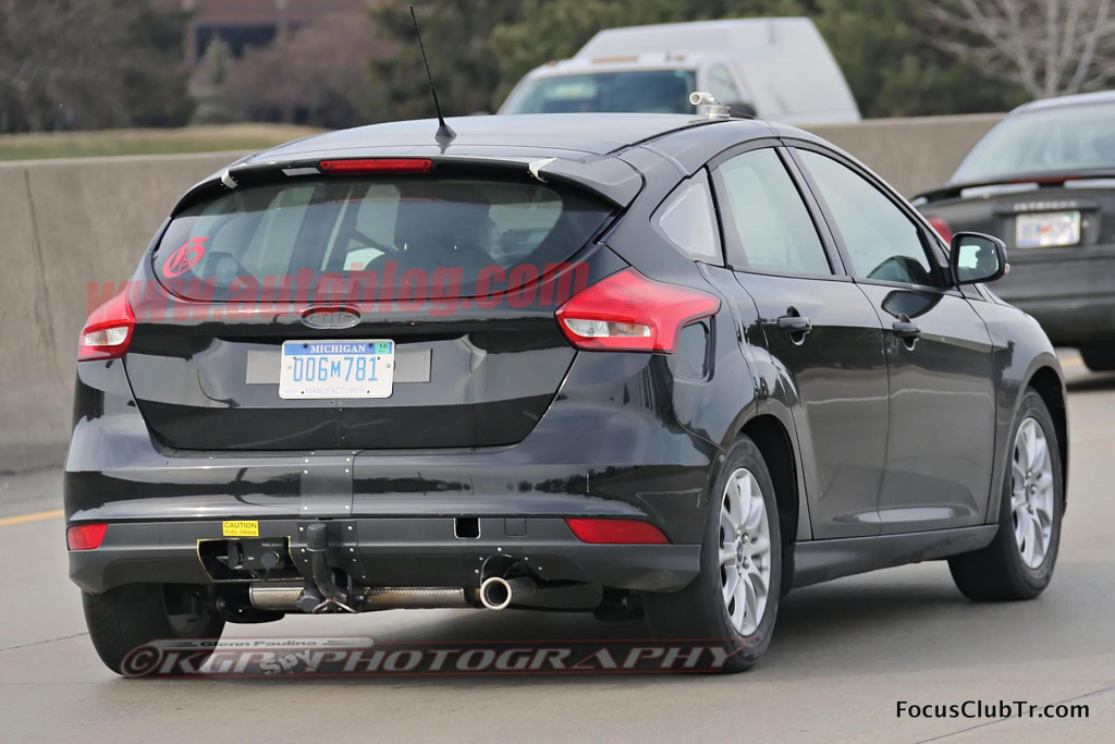 2018 Ford Focus RS500 Spied – News – Car and Driver