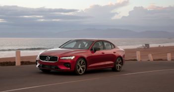 Volvo Hız Tehlikelerini Vurgulamak için Araçlarını Sınırlayacak